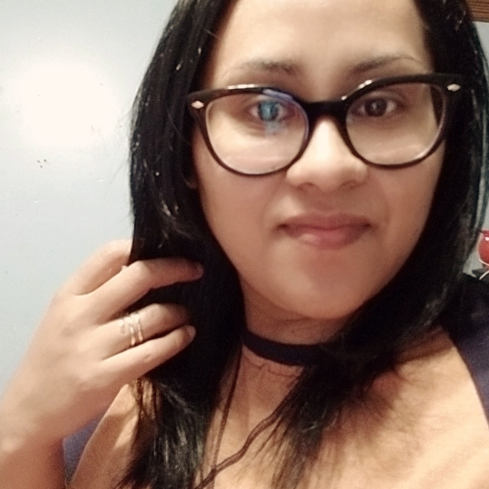 Meet your Posher, Ana